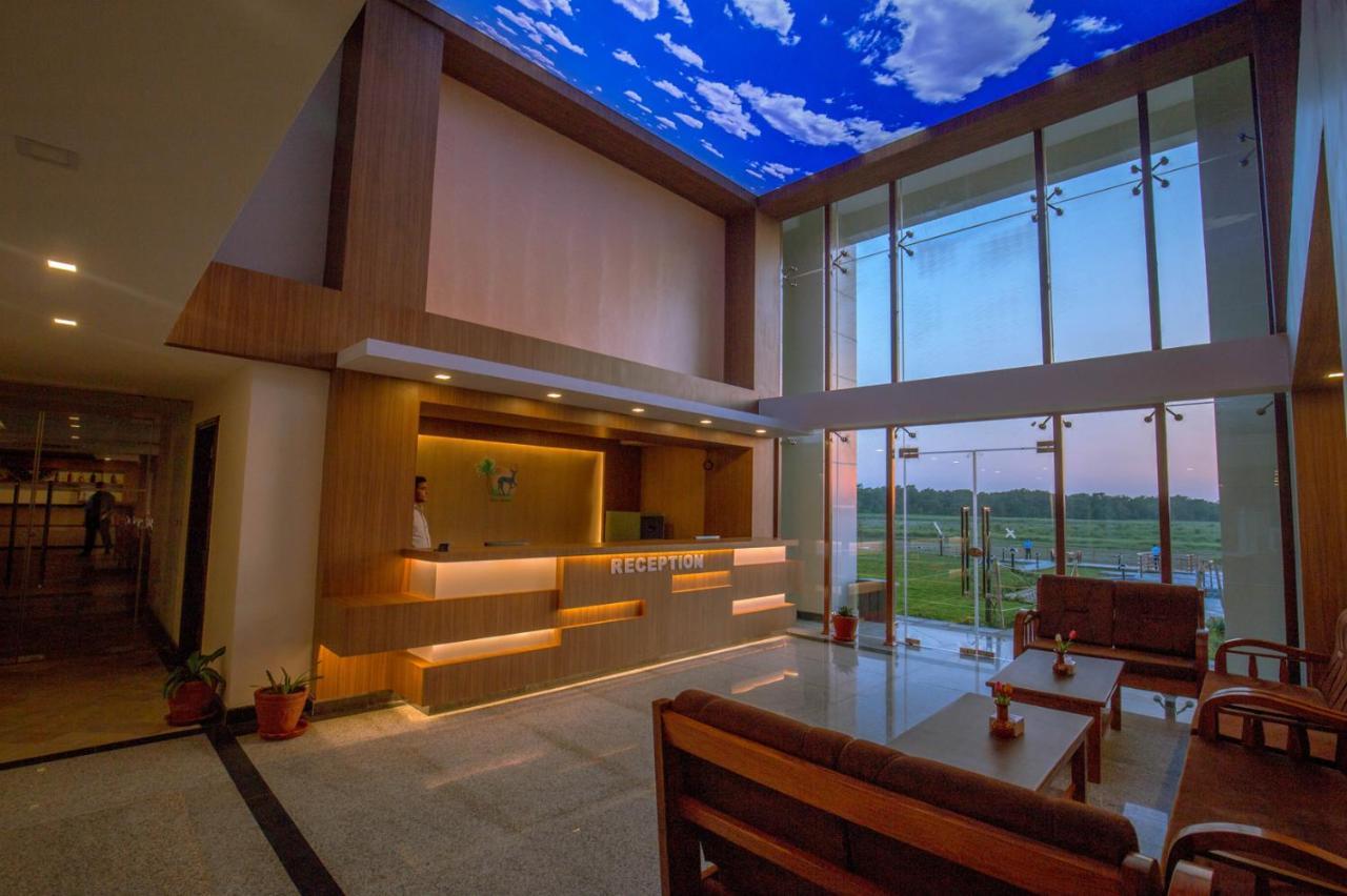 Park Safari Resort Sauraha Εξωτερικό φωτογραφία
