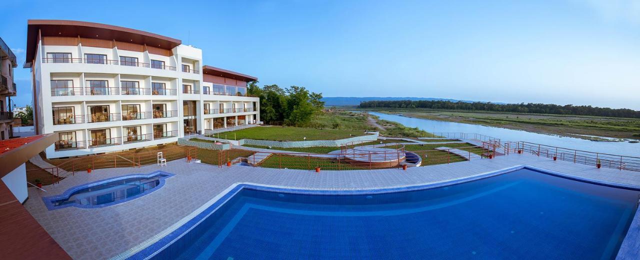 Park Safari Resort Sauraha Εξωτερικό φωτογραφία
