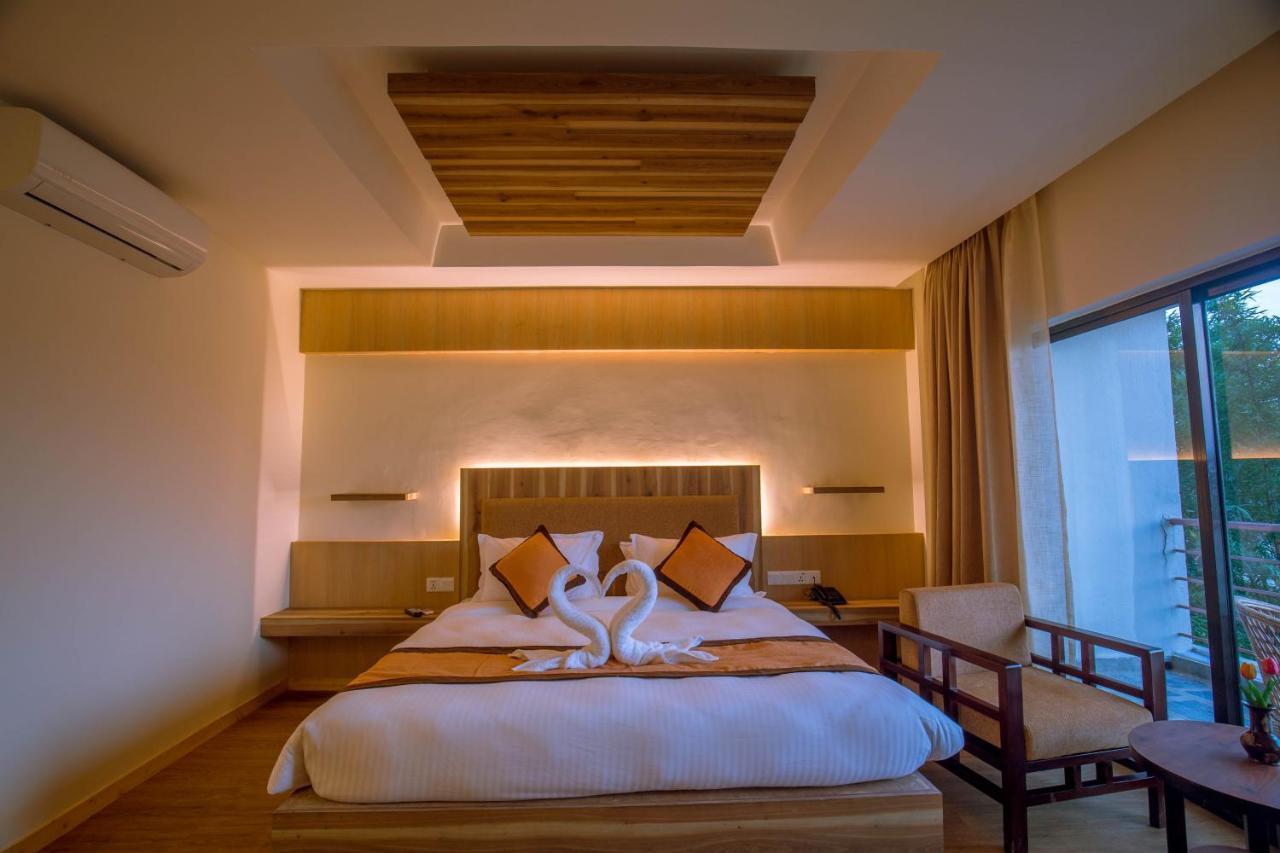 Park Safari Resort Sauraha Εξωτερικό φωτογραφία