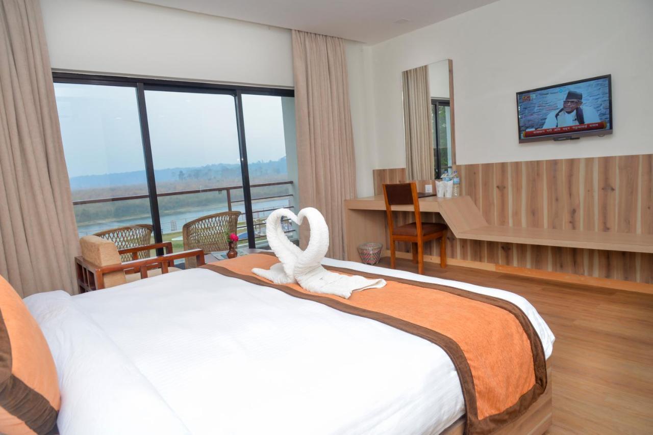 Park Safari Resort Sauraha Εξωτερικό φωτογραφία