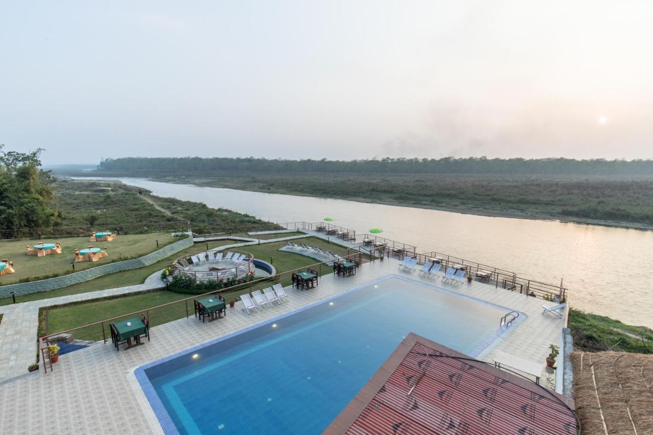 Park Safari Resort Sauraha Εξωτερικό φωτογραφία