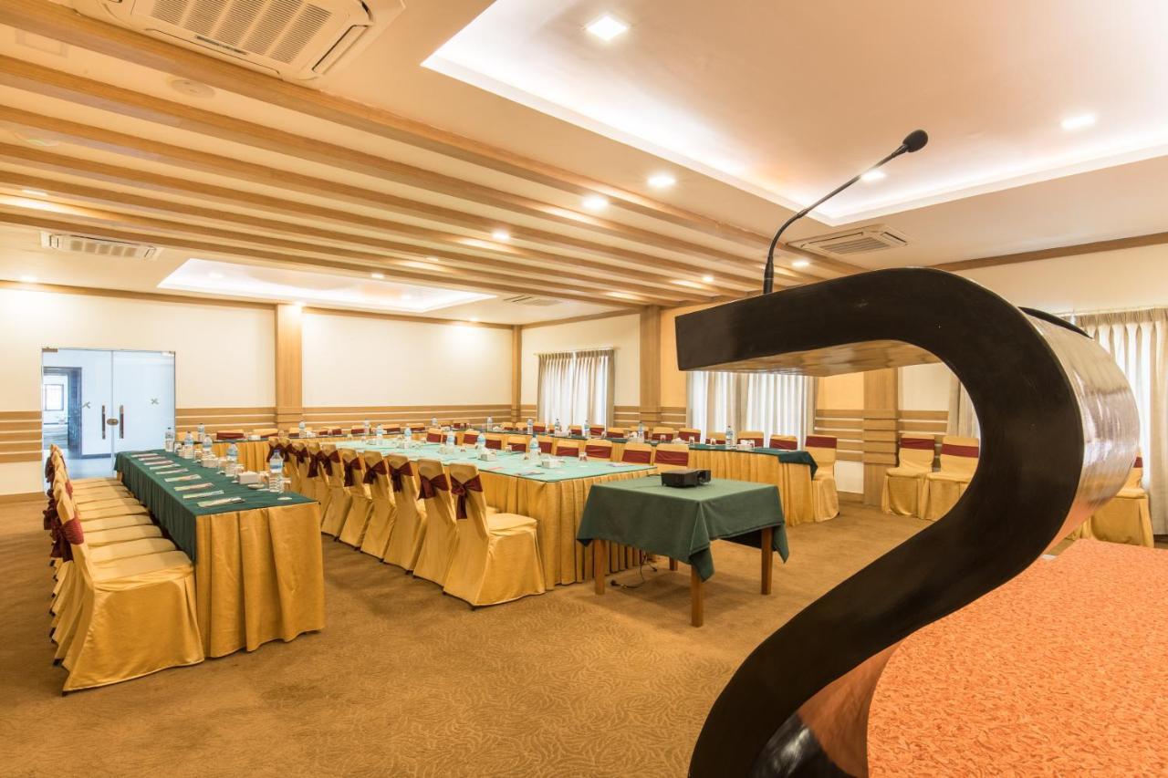Park Safari Resort Sauraha Εξωτερικό φωτογραφία