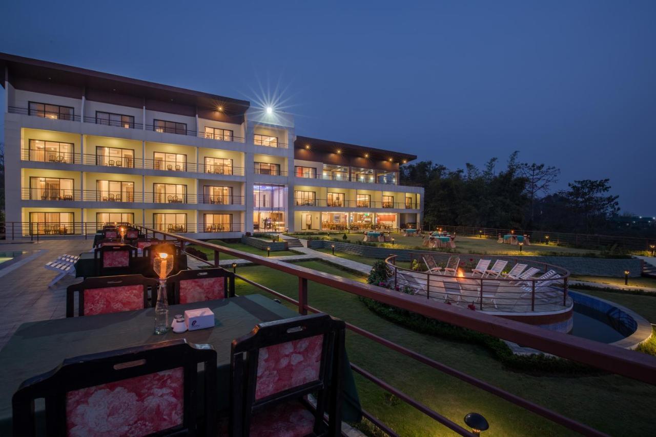 Park Safari Resort Sauraha Εξωτερικό φωτογραφία